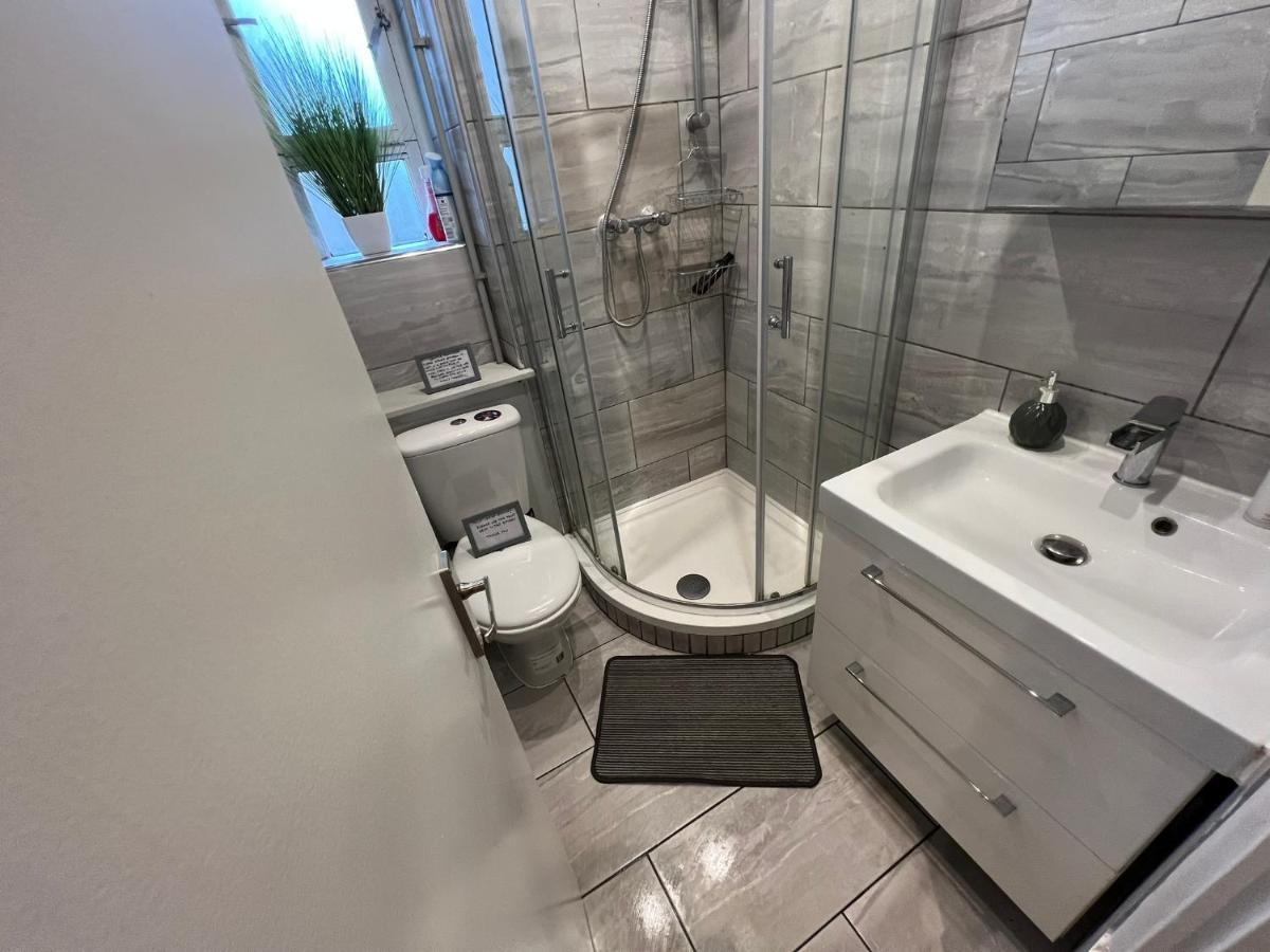 Holiday Properties Vauxhall Central Rooms London Exterior photo